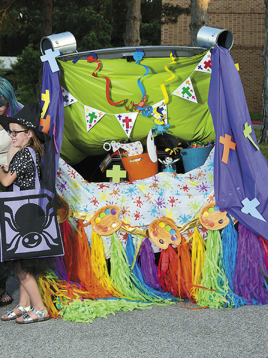 40+ Trunk or Treat Decorating Ideas Fun365